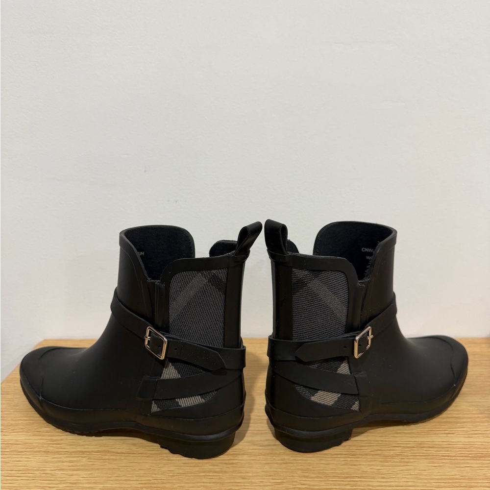Burberry Black Ankle Boots with Check Detail - Picture 3 of 8